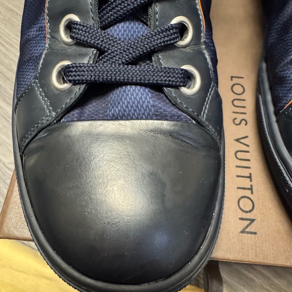 LOUIS VUITTON MEN SNEAKERS - Picture 4 of 13